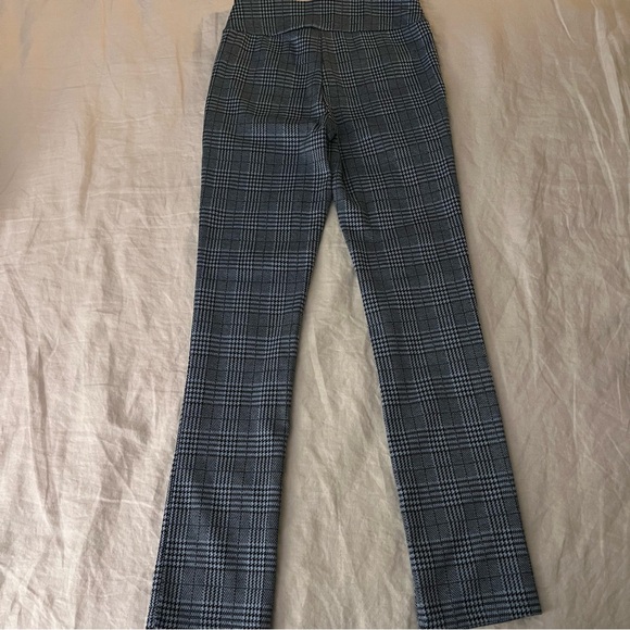 HALARA High Waisted Side Pocket Houndstooth Plaid Work Pant - Picture 6 of 11